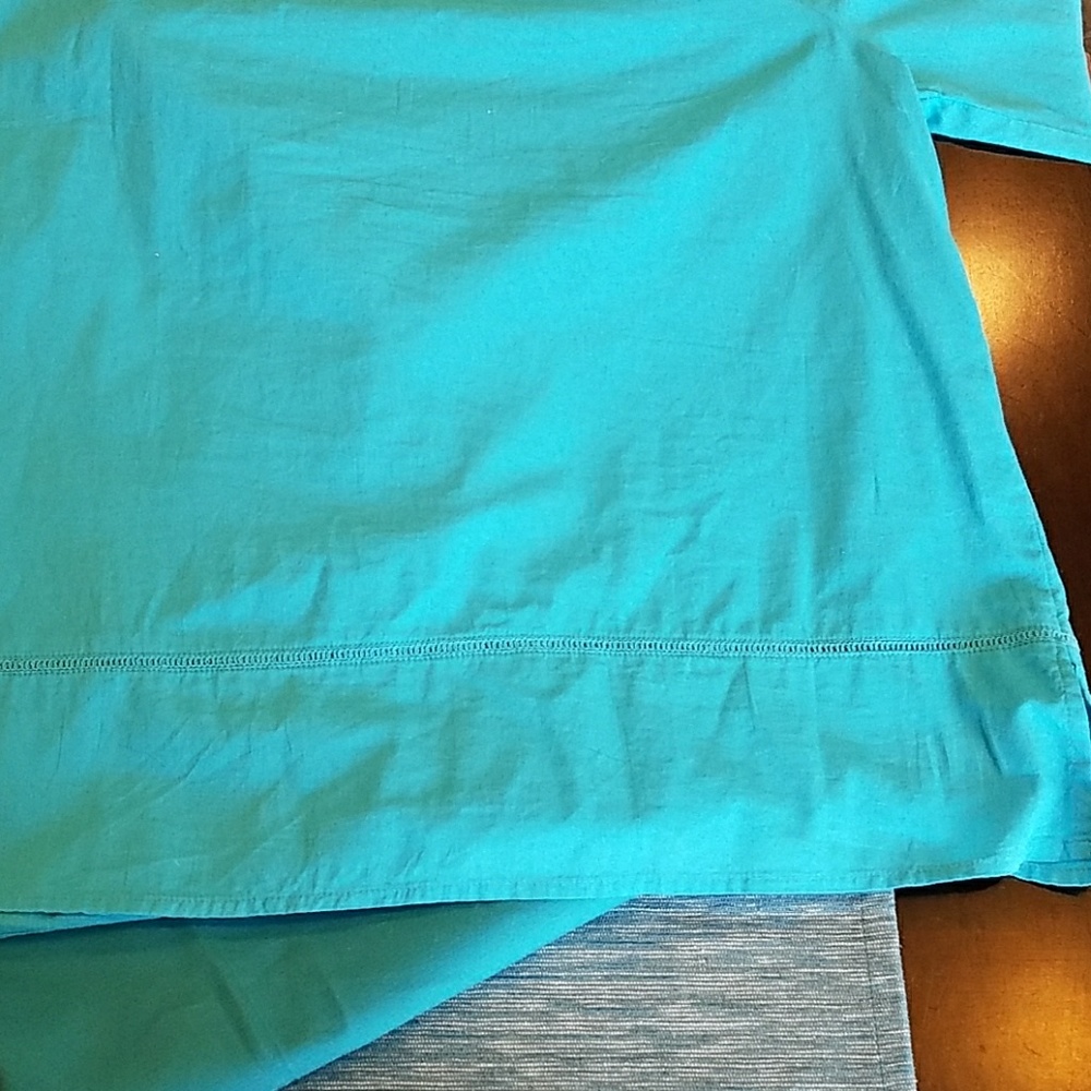 Intro Embellished Blouse - Picture 7 of 8